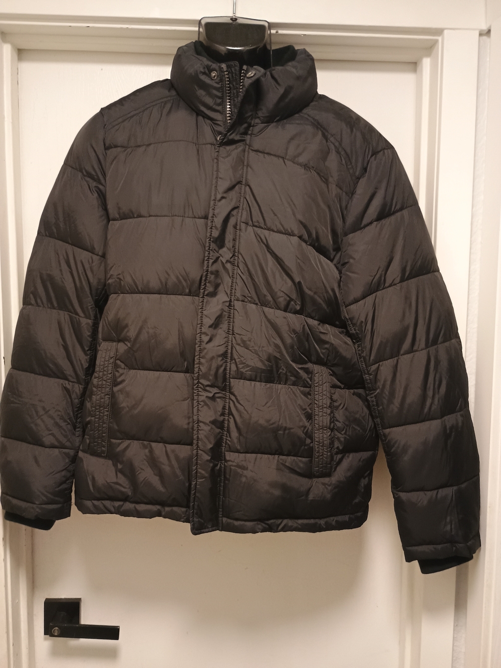 Andrew Marc Men's Black Quilted Puffer Jacket Size Medium Winter Coat Full Zip